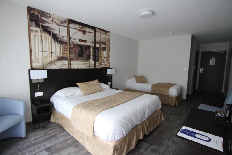 Triple Room - Ground Floor image 4