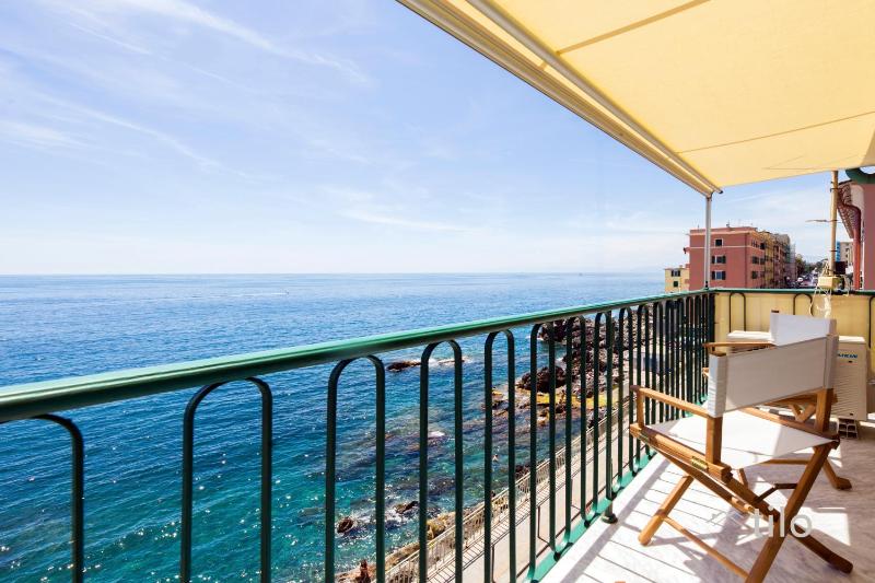 Beach | Parking | Wifi | A/C| Sea View By Tilo - image 31
