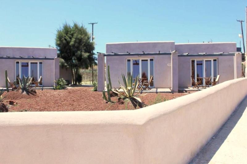 Thea Bungalow with Sea View image 2