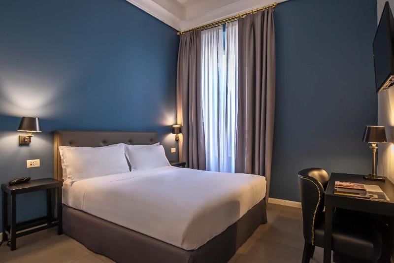 Superior Double Room image 4