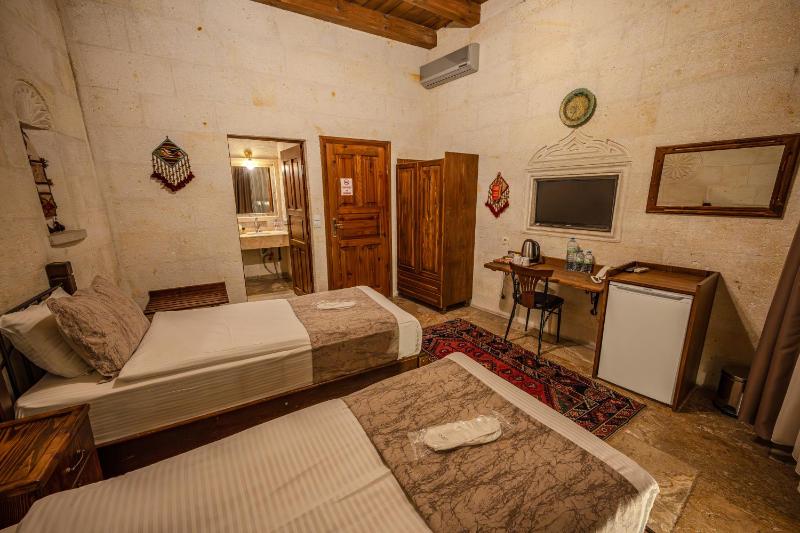 Comfort Twin Room with City View 108 image 3