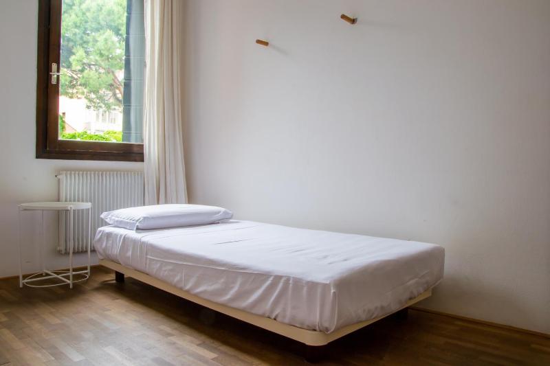 Two-Bedroom Apartment - Via Seminario, 8 image 3