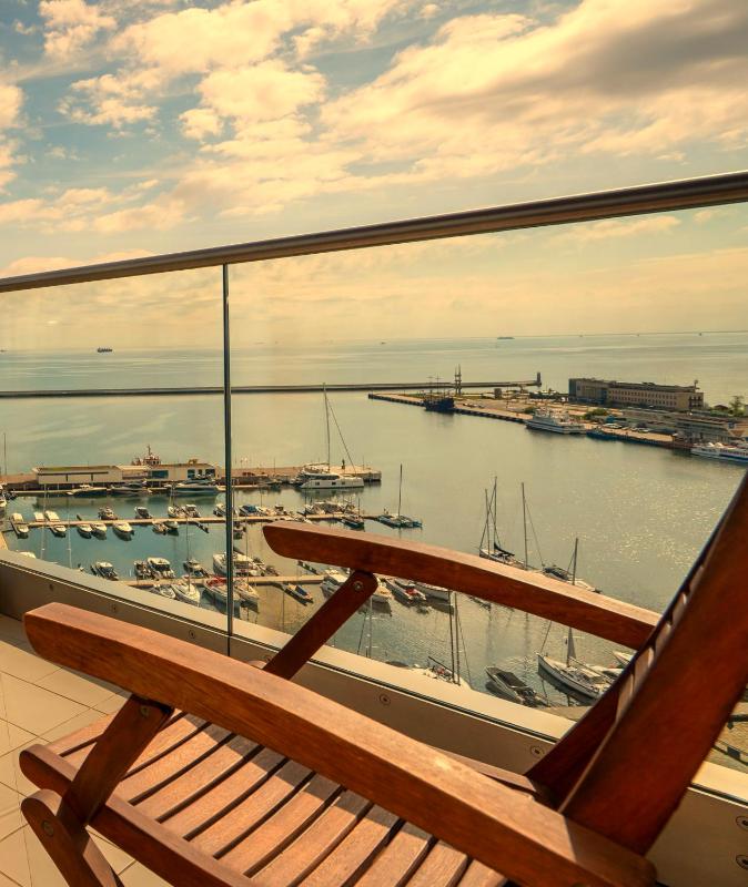 Platinium Sea Towers Gdynia - widok na morze - image 2