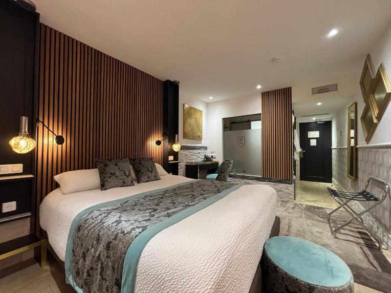 Double Room COSY with Terrace image 3