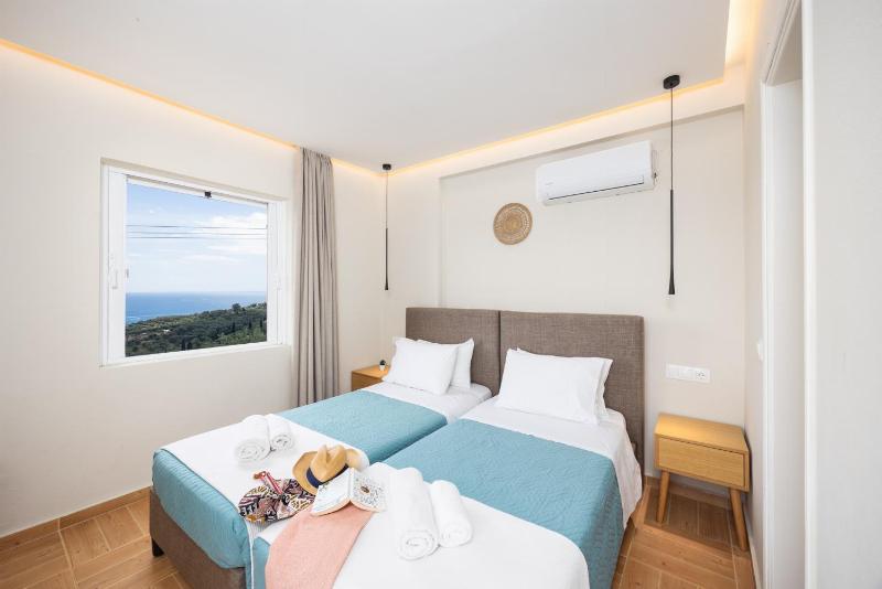 Villa Ioanna Agios Stephanos - image 20