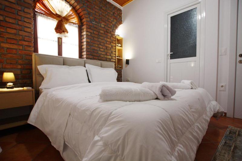 Hotel Buzi Berat - image 13