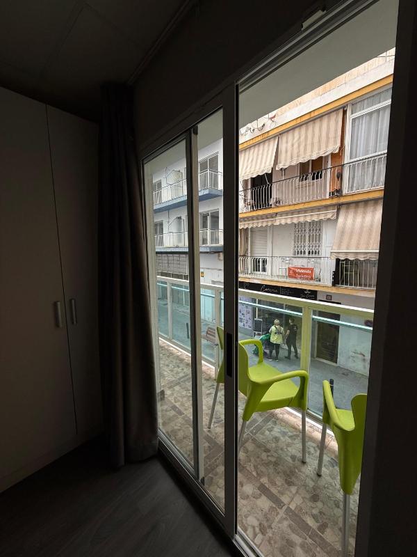 Hostal B and B Benidorm - image 5