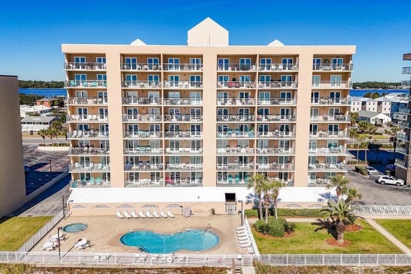 Surf Side Shores 1402 - image 12