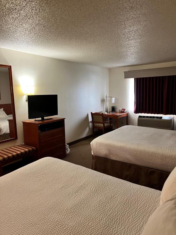 Double Room image 1