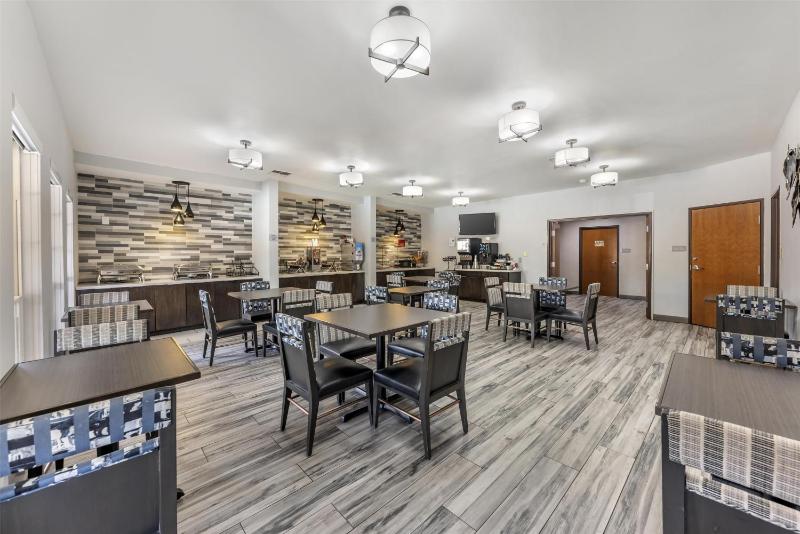 Best Western Plus Fredericksburg - image 27