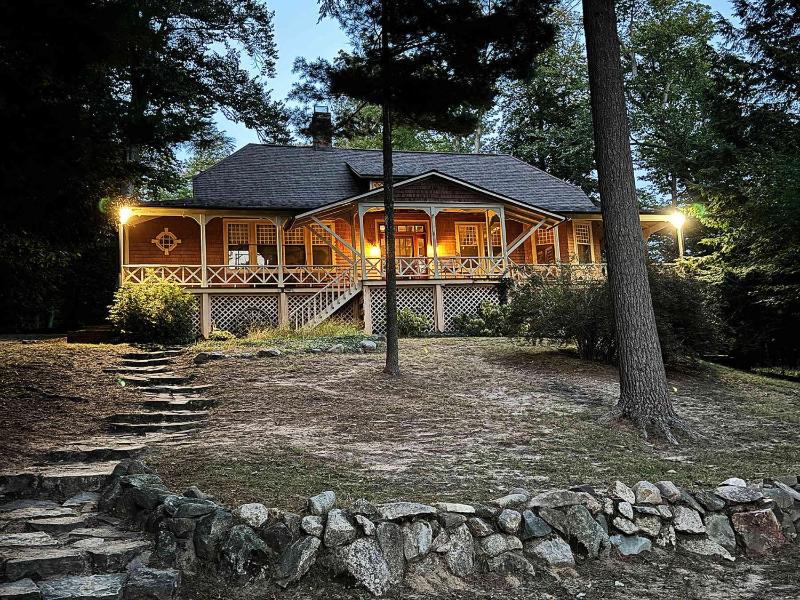 Holiday Home image 1