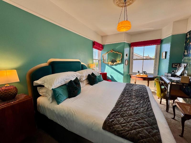 Brightham House - Exclusively for Adults - image 50
