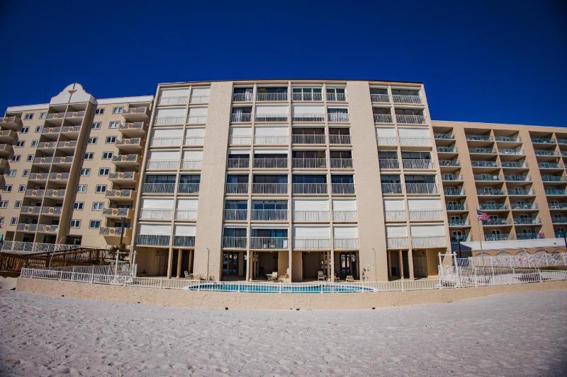 Edgewater 31 - image 33