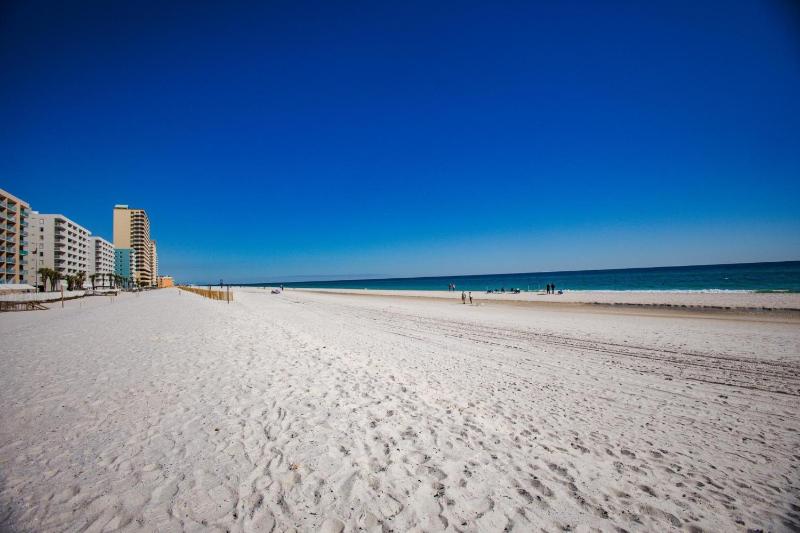 Edgewater 31 - image 17