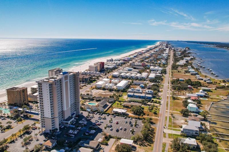 Edgewater 31 - image 2