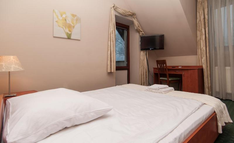 Single Room image 2