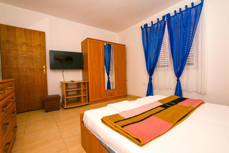 Apartments Zaborac - image 14