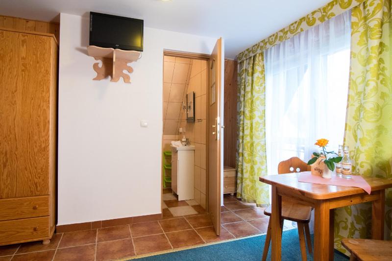 Willa Izydor widok na Tatry pyszne posiłki - image 29