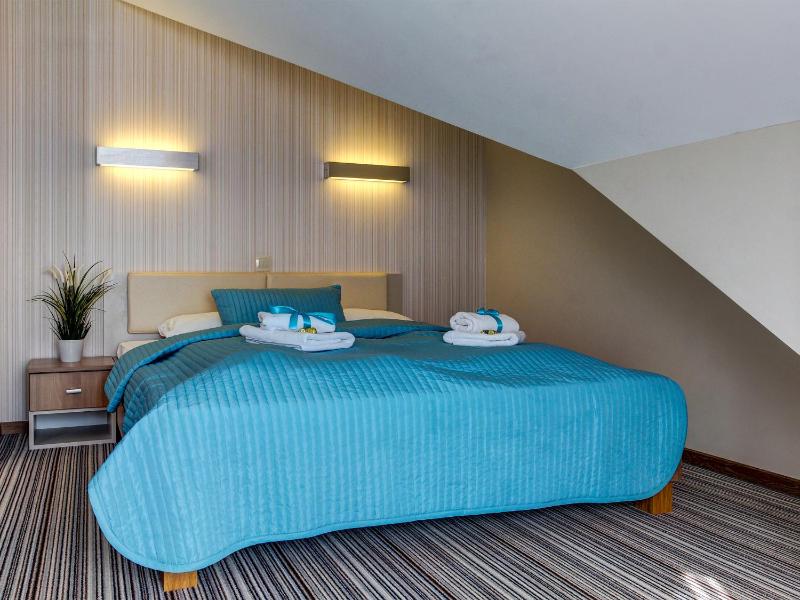 Duplex Two-Bedroom Apartment with Sea View and Balcony image 3