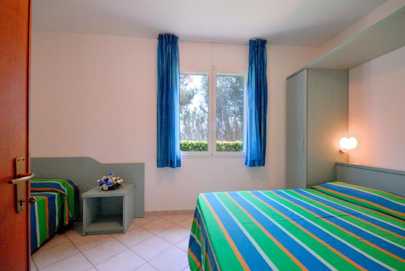 One-Bedroom Apartment image 4