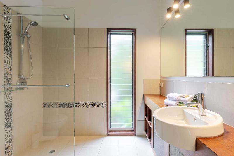 Leilani Tiare - stylish villa on Four Mile Beach - image 10