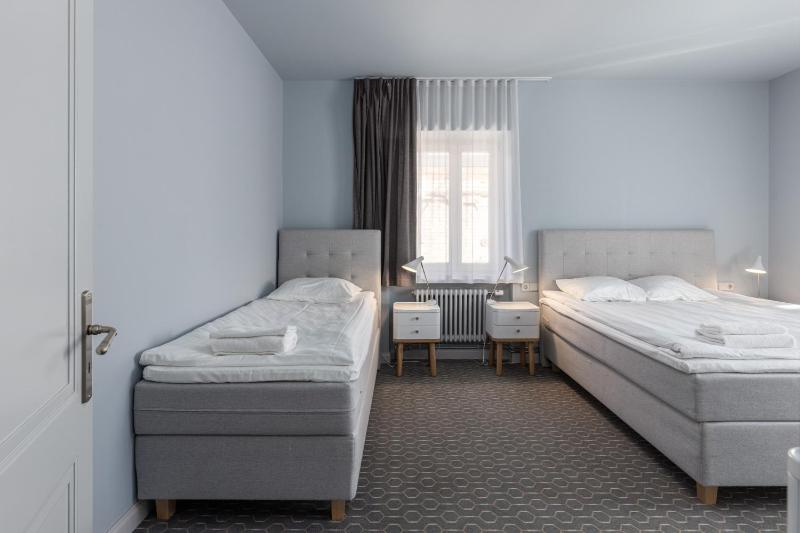 Roze Park Rooms - image 13