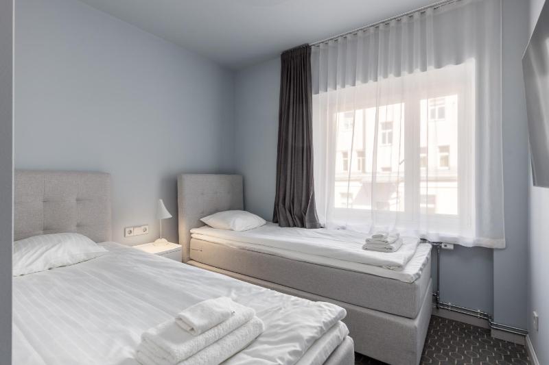 Roze Park Rooms - image 27