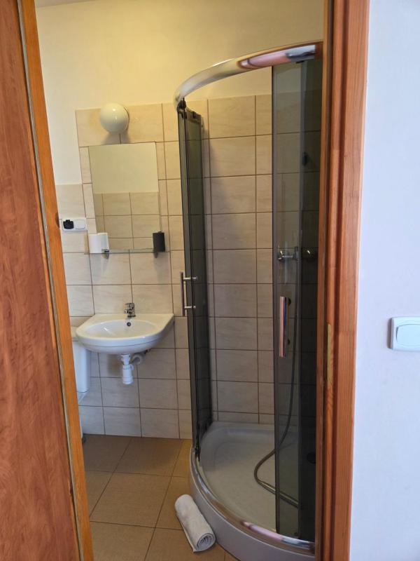 Triple Room with Balcony image 4