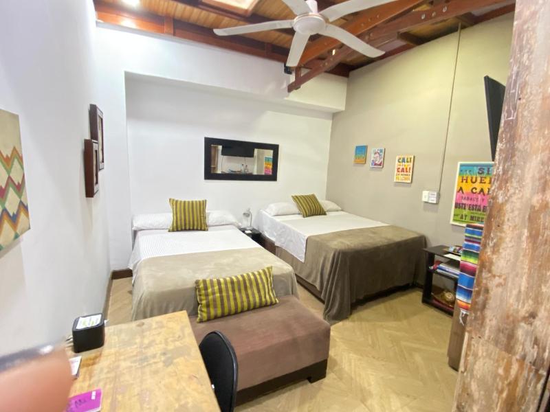 Apartarstudio muy bien ubicado cercano a todo!! - image 16