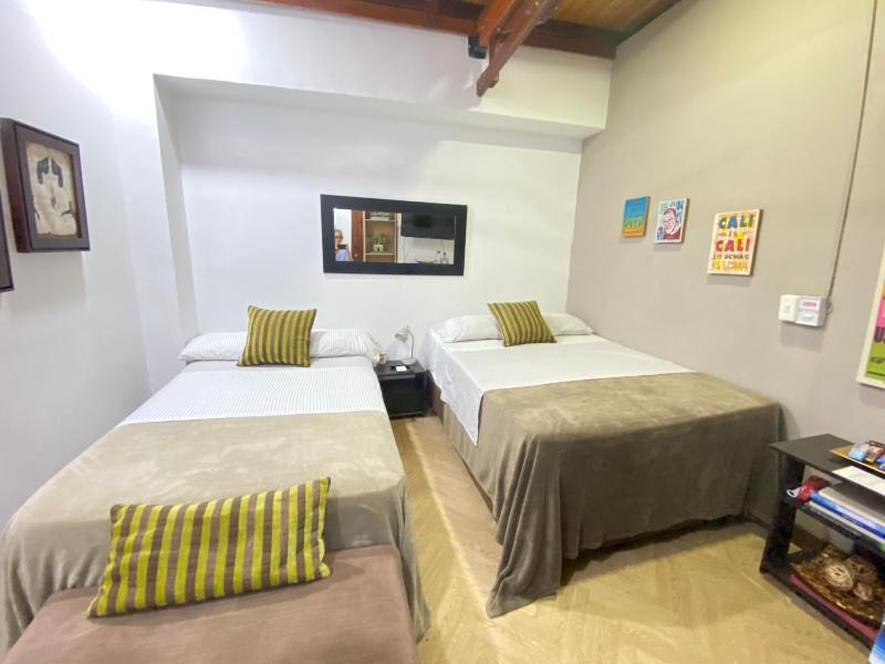 Apartarstudio muy bien ubicado cercano a todo!! - image 7
