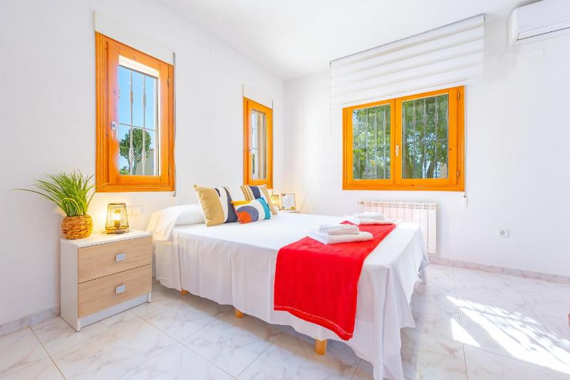 Villa Mona - PlusHolidays - image 8