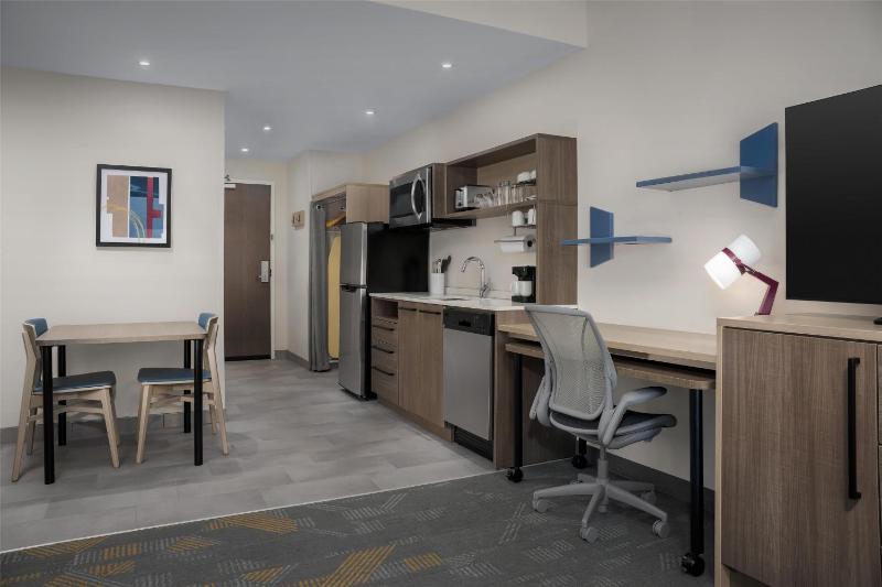 One-Bedroom King Suite image 1