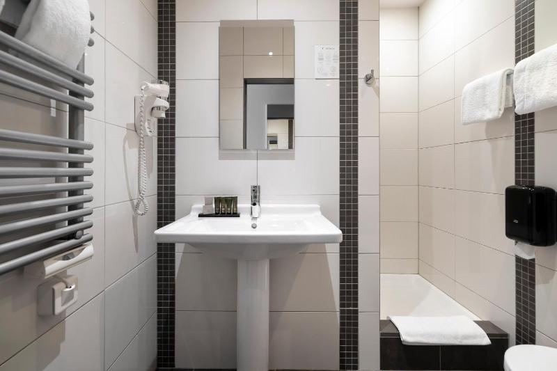 Single Room image 3