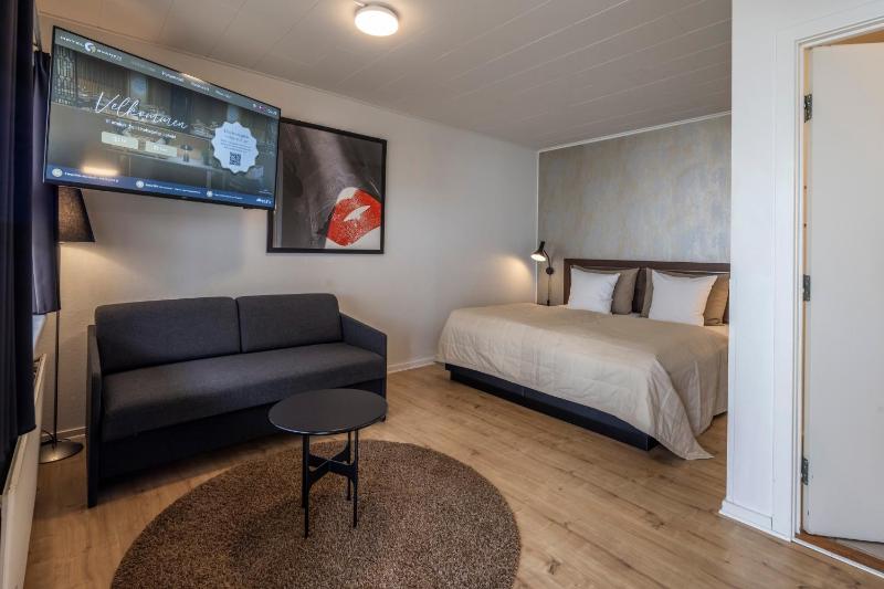Standard Double Room image 1