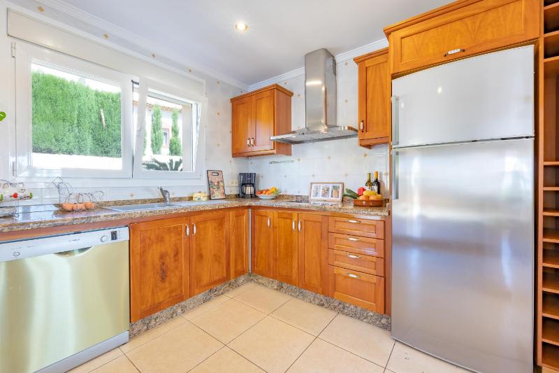 Villa Almendros - PlusHolidays - image 27