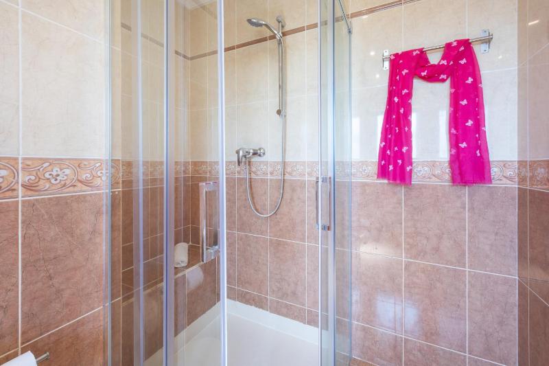 Villa Almendros - PlusHolidays - image 36