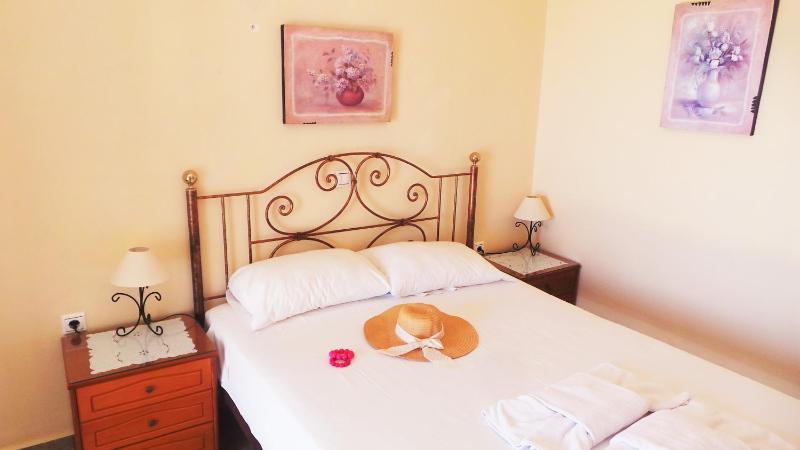 Double Room with Panoramic Sea View image 3