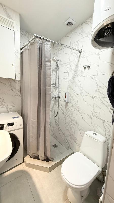 Studio Apartment image 2