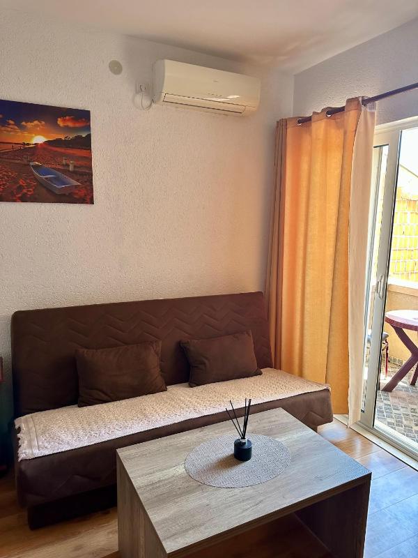 Cache Apartments - image 9