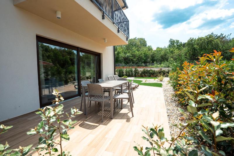 VSG Resort - Indoor & Outdoor Pools Sauna 200m to Beach - image 43