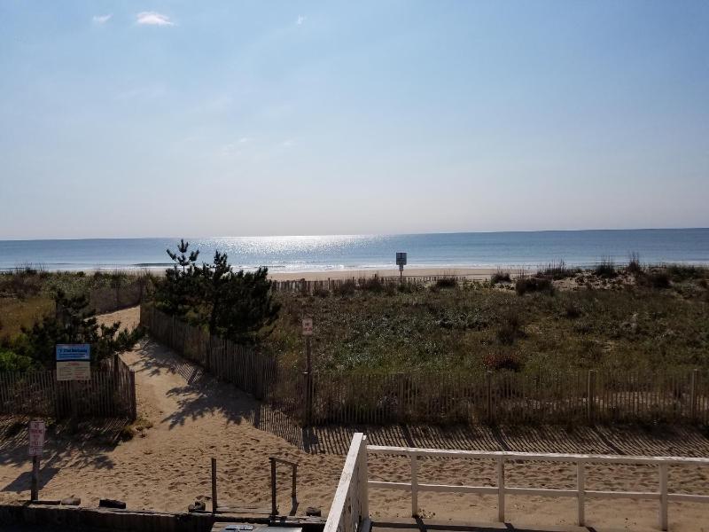 Seabonay Oceanfront Motel - image 6