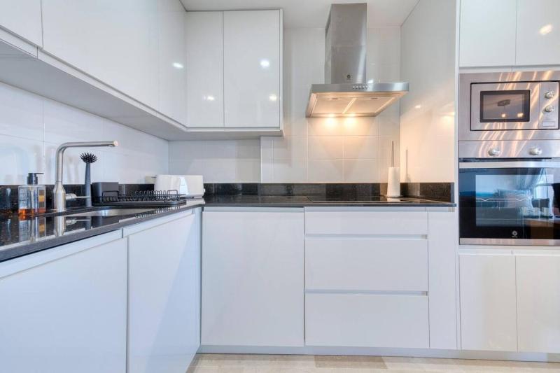 Wonderful 2 bedroom apartment - image 21