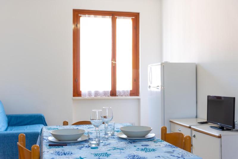 One-Bedroom Apartment image 1