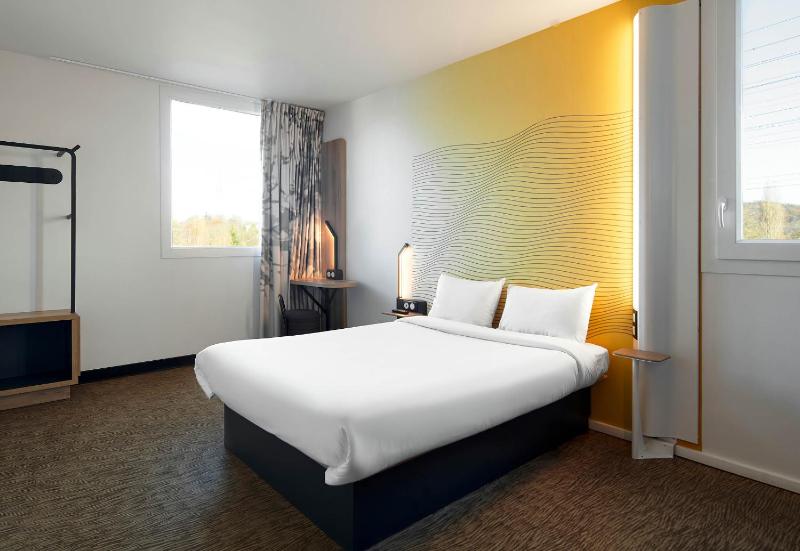 Double Room - Disability Access image 2