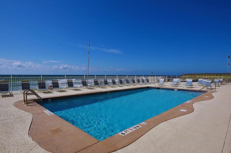 Edgewater West 82 - image 37