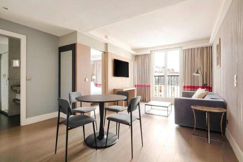 King Suite with Sofa Bed image 1