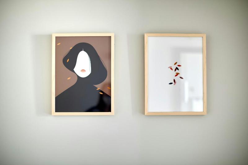 Superior King Room with Sofa Bed image 3