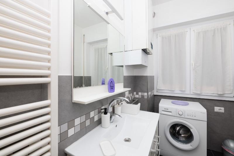 Ostia Bella Apartment - image 19