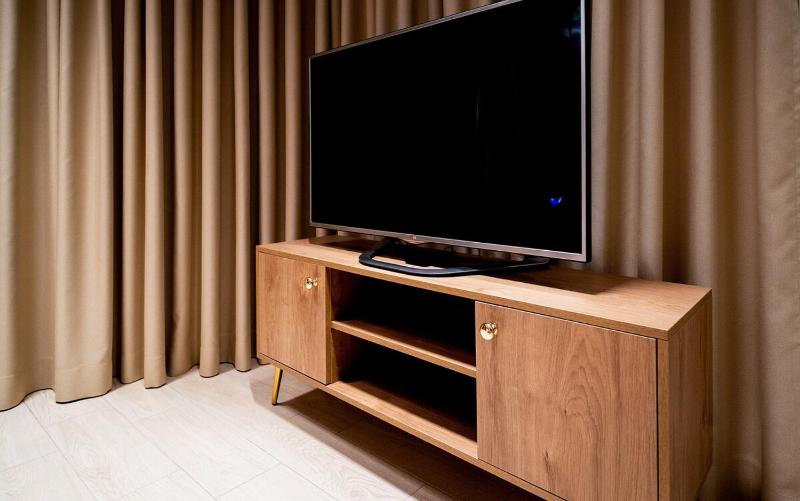446 White Suite Luxury - image 8