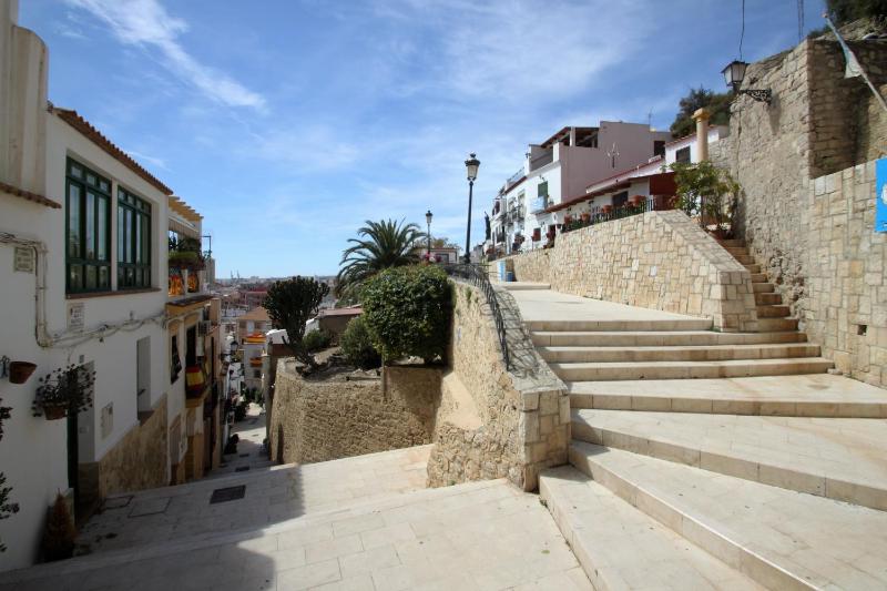 Modern CasaTuris Apartment with Castle Views A131 - image 23
